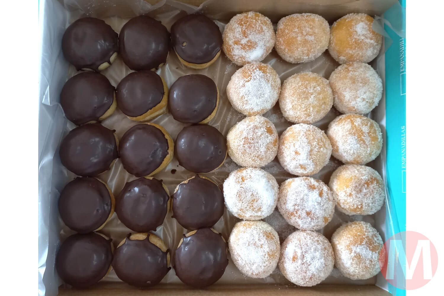 Caja con berlinas chocolate dúo